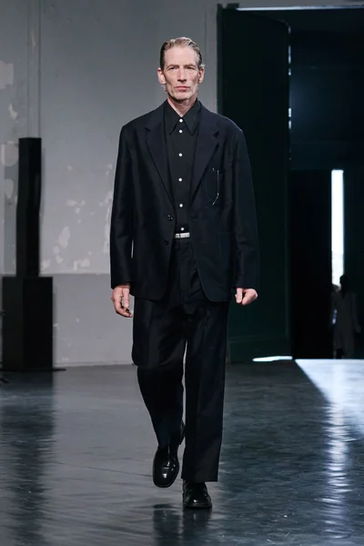 Look 52